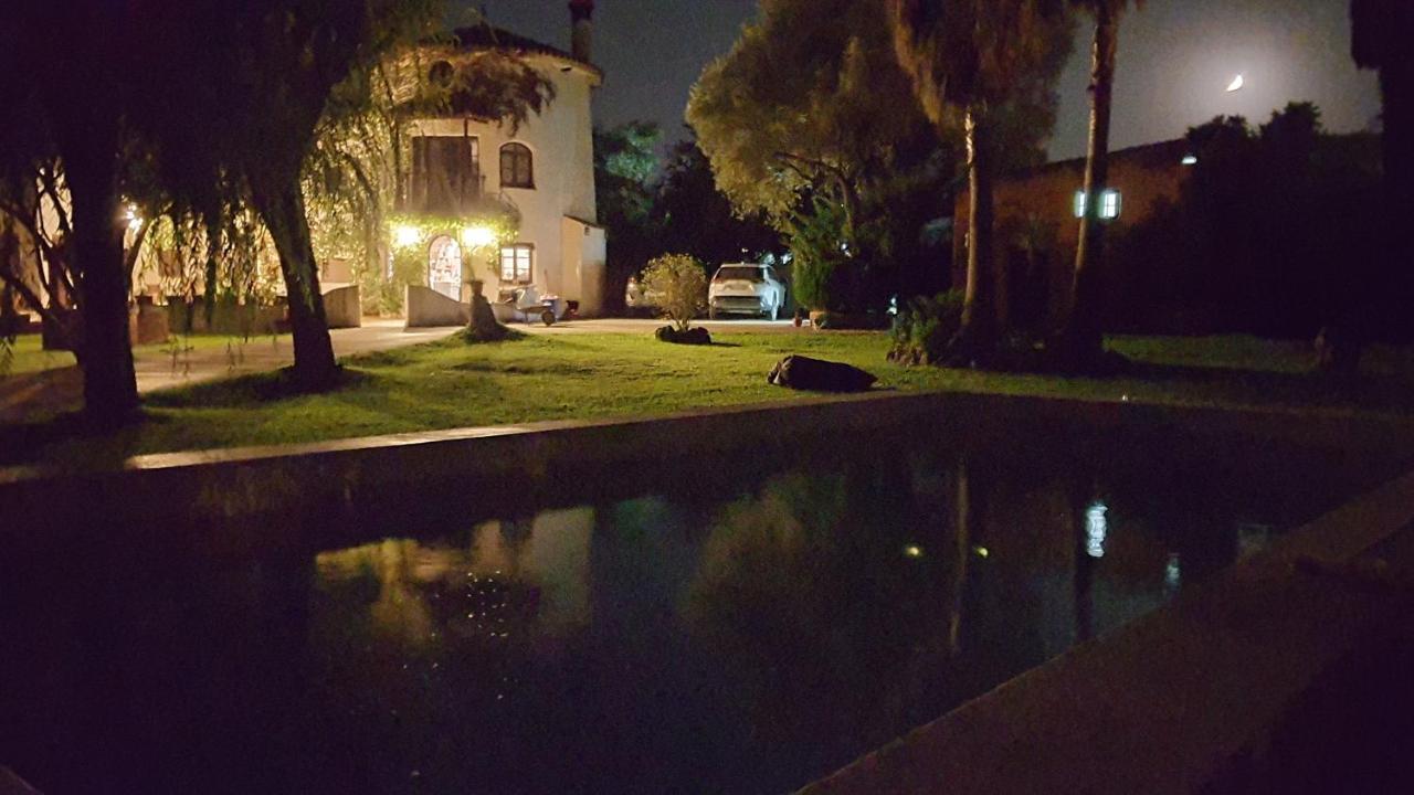 مبيت وإفطار ألخاراكي La Casa Del Torreon المظهر الخارجي الصورة